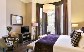 أجنحة فريزر كوينز غيت